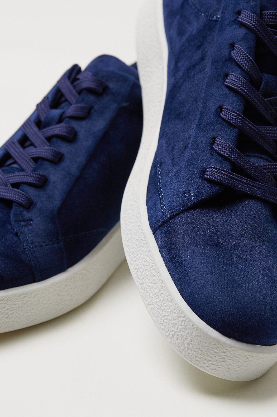 Philip Velvet court sneaker